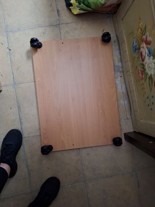 Tabla con ruedas