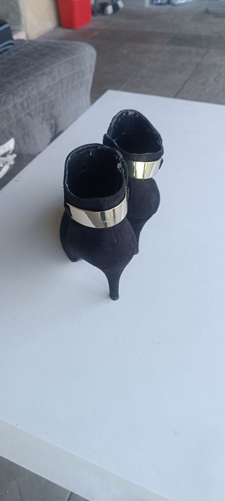 Botines terciopelo negro,talla 39