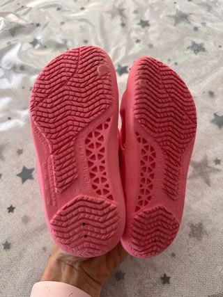 Sandalias Decathlon niña/niño 25 rosa-28 azul