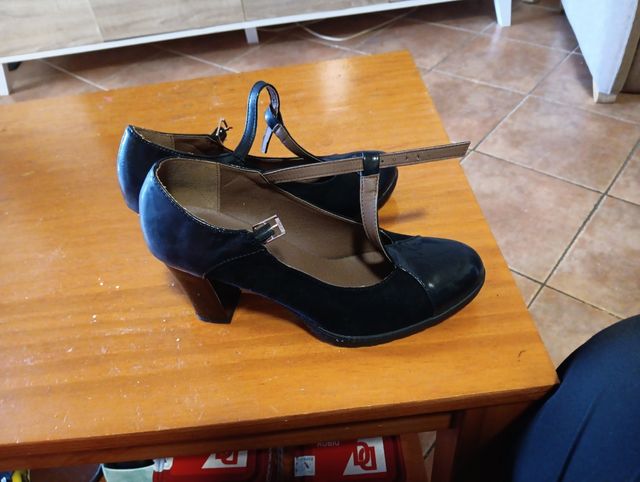 Zapatos tacón negros - T.38