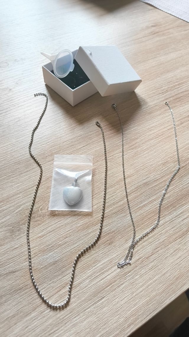 Colgante cenizas acero