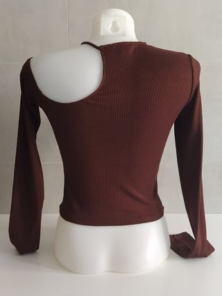 Camiseta asimétrico Bershka talla S