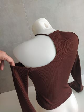 Camiseta asimétrico Bershka talla S