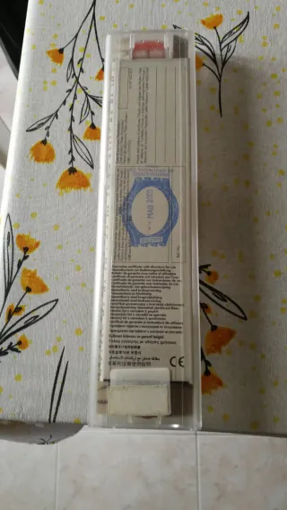 Swatch SCUBA 200 Loomi Luminosa Rana SDJ901 - Orol