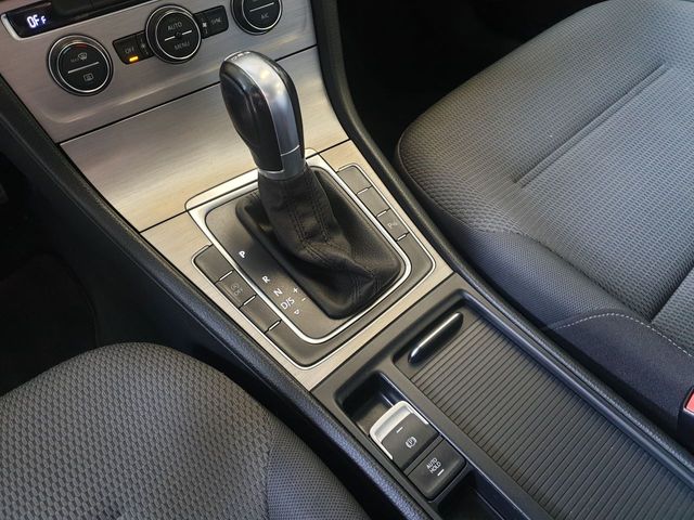 Volkswagen Golf Advance 1.6 Tdi BMT DSG 