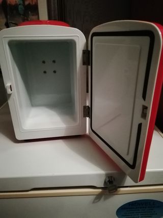 Mini frigo portatile Amstrad