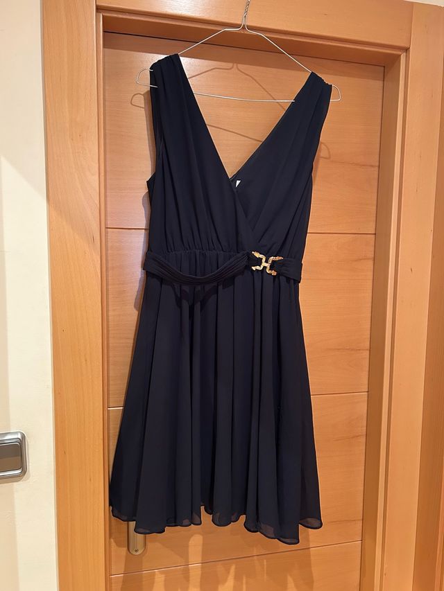 Vestido corto azul marino de Morgan