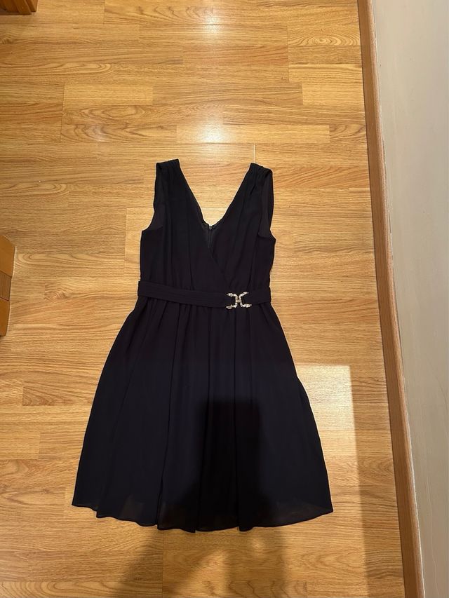 Vestido corto azul marino de Morgan