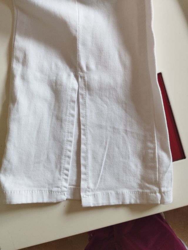 Pantalón vaquero blanco