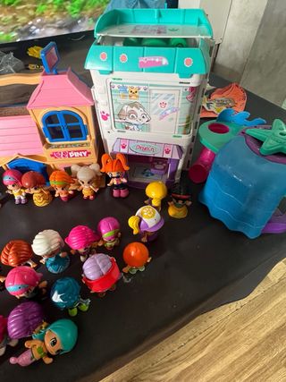 Lote de Muñecas PinyPon + Accesorios y casas.