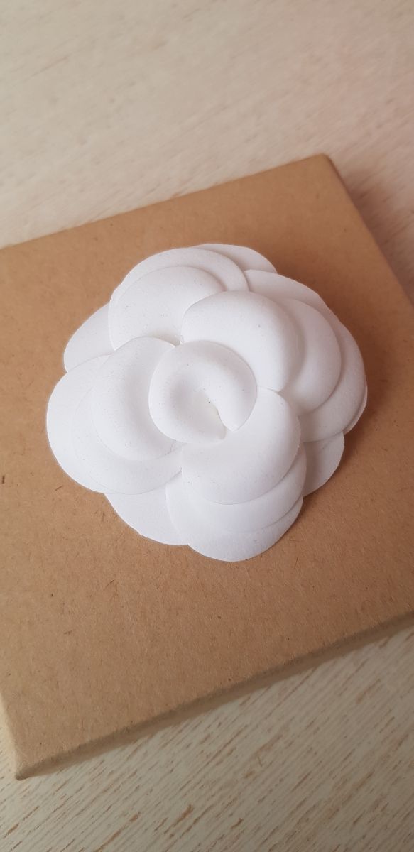 Broche Flor tela para solapa