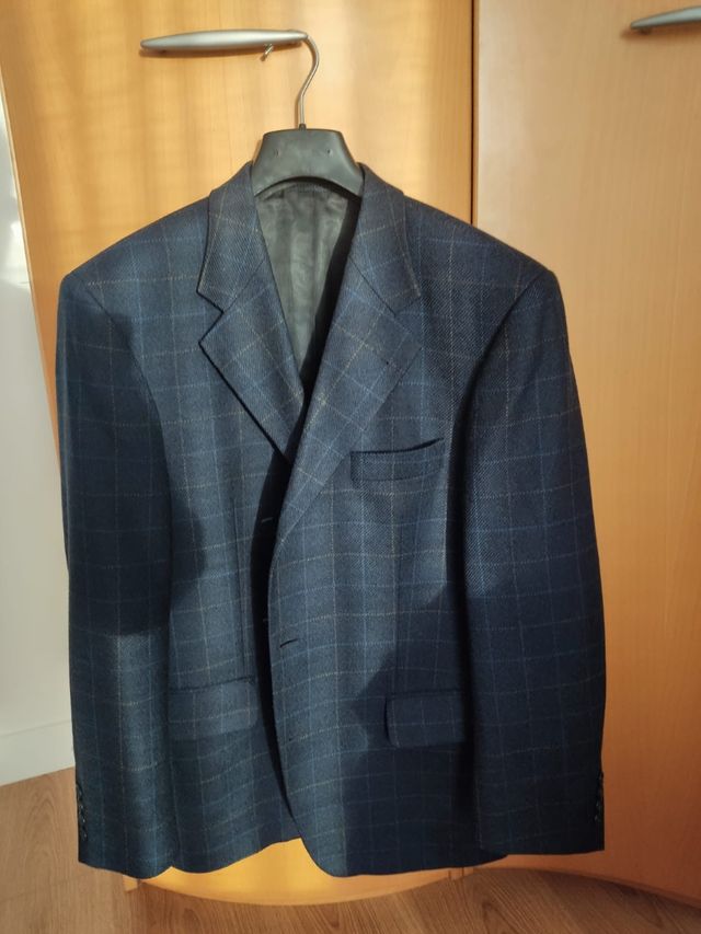 Americana de caballero de cuadros .