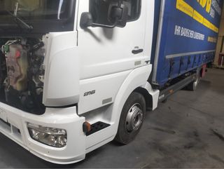 Pintamos camiones y autobuses