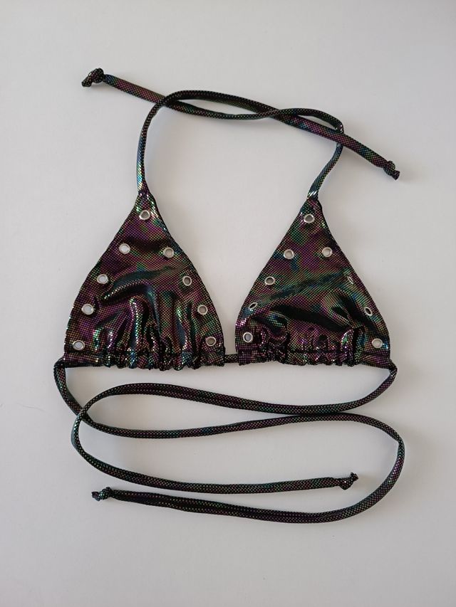Bikini metálico multicolor con ojales