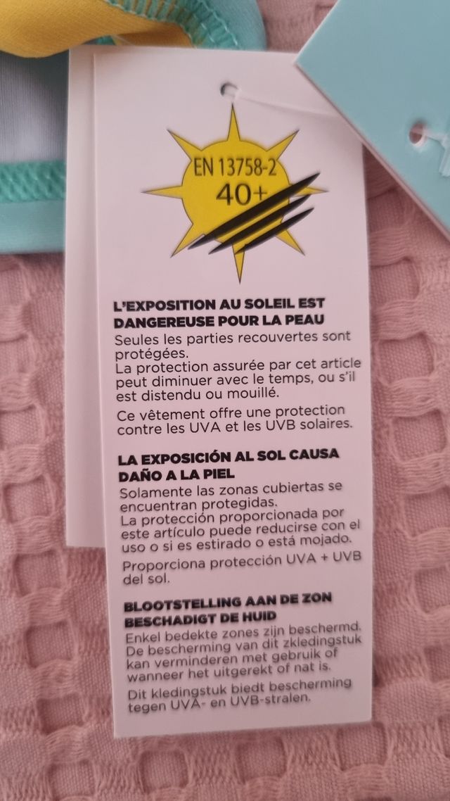 Camiseta baño bebé UPF40+ UVA+UVB