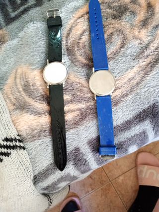 2 Relojes Tous - Azul y Negro diez cada uno 
