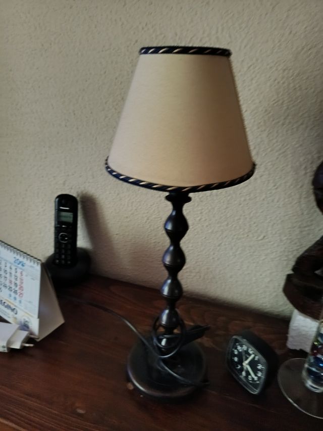 Lampara madera negra - beige