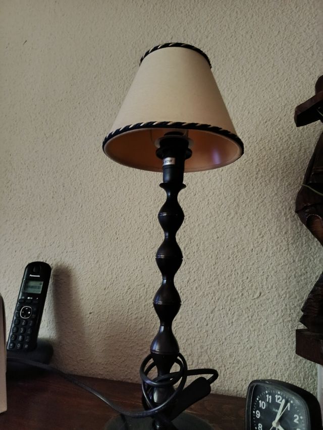 Lampara madera negra - beige