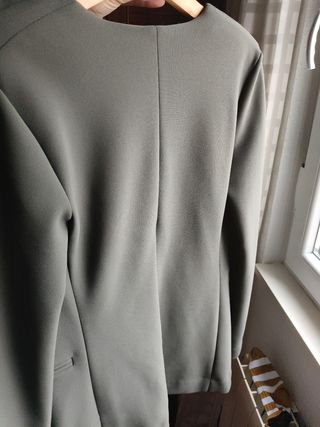 Blazer Zara verde militar