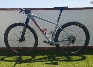 Bicicleta Santa Cruz carbono