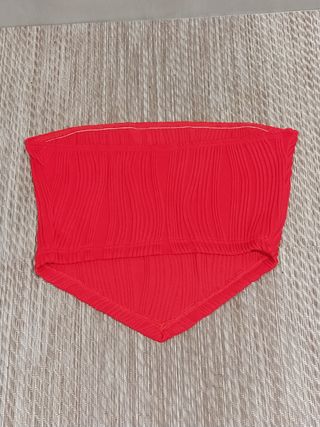 Crop top rojo XS nuevo