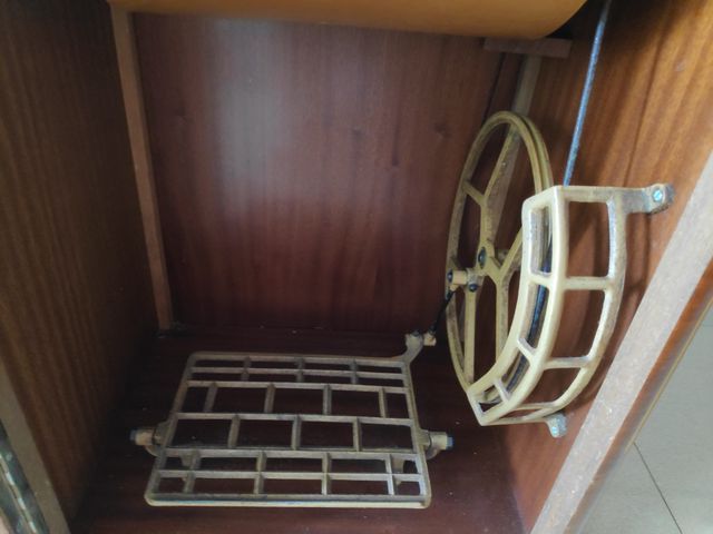 Máquina de coser ALFAMATIC 169