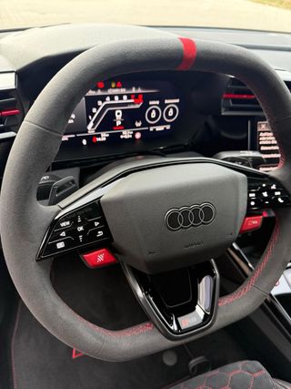AUDI RS3 2025