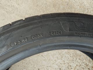 Lote 4 ruedas 225/45/19 96W