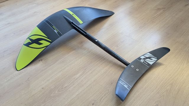 Foil completo F-one 1400 con Stab Surf 300
