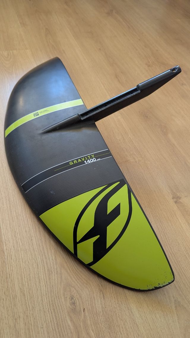 Foil completo F-one 1400 con Stab Surf 300