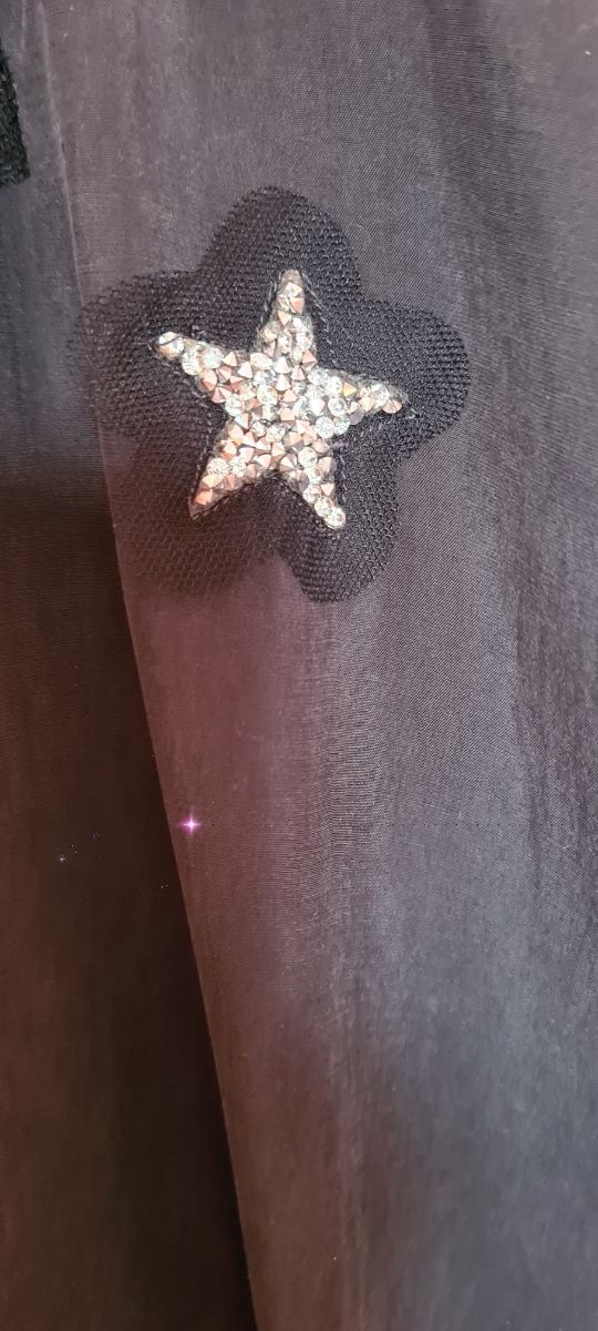 Camisa negra con brillos Zara