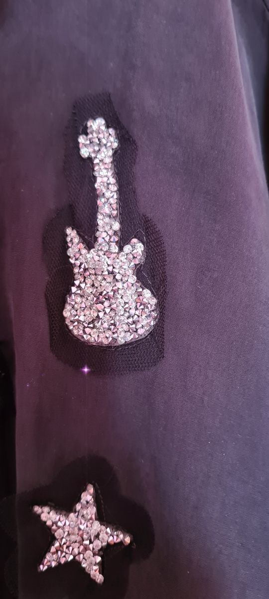 Camisa negra con brillos Zara