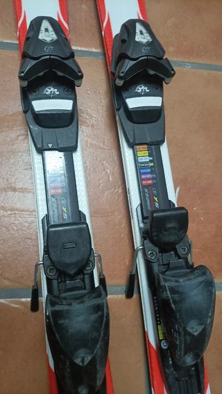 Botas esquí  y esquies niñ@ - talla 28/33 
