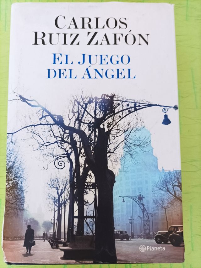 Novela contemporanea