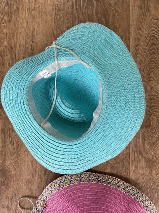 2 Cappelli estivi rosa e celeste