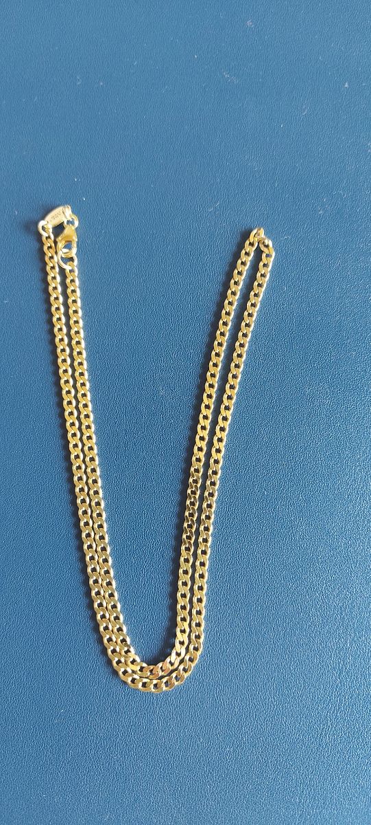 Cadena de plata de 925 bañada en oro.