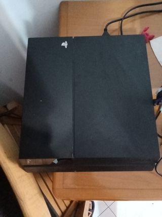 PS 4 