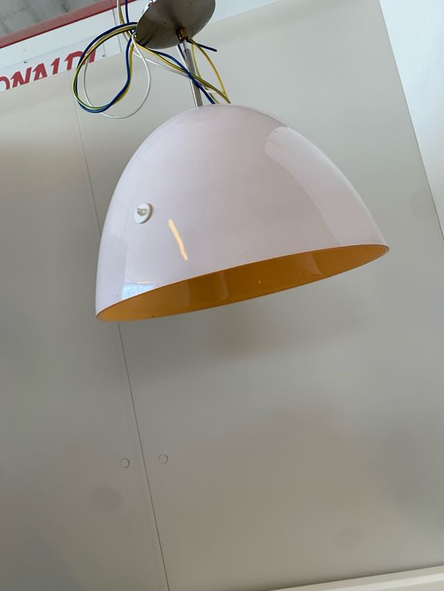 Lampadario vintage bianco e arancione