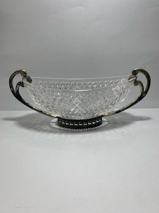 Centrotavola in metallo argentato e cristal