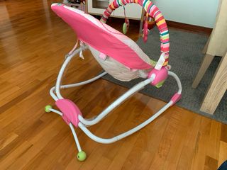 Hamaca Bright Starts Raspberry Garden