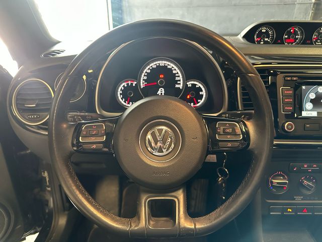 Volkswagen Beetle 2012