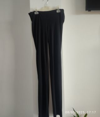Pantalón sin cinturilla y finitos