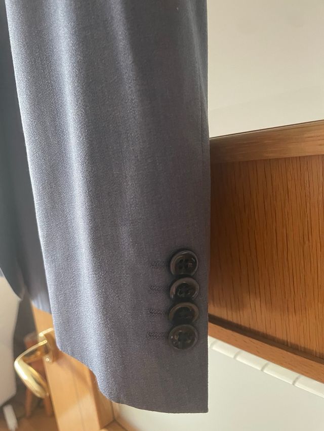 Americana gris hombre