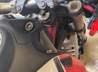 Deflectores Moto Guzzi V85TT