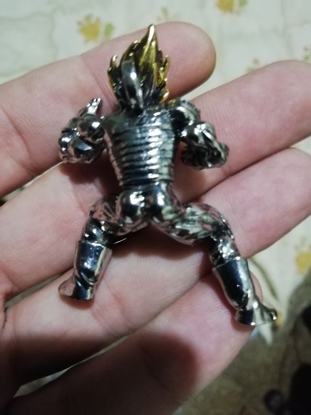 Collar Vegeta dragon ball nuevo