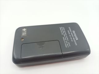 Radio Aiwa CR-D3 de bolsillo