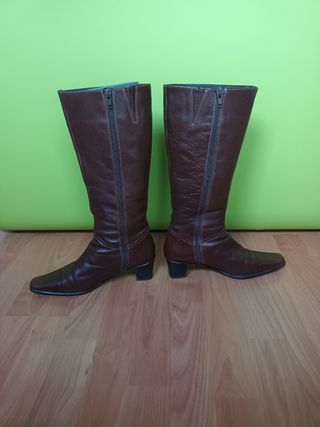 Botas Marrón Piel - Tacón