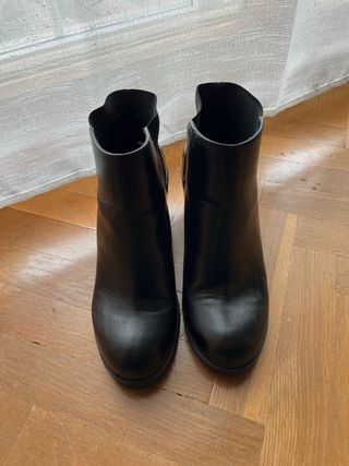 Botines negros tacón ancho
