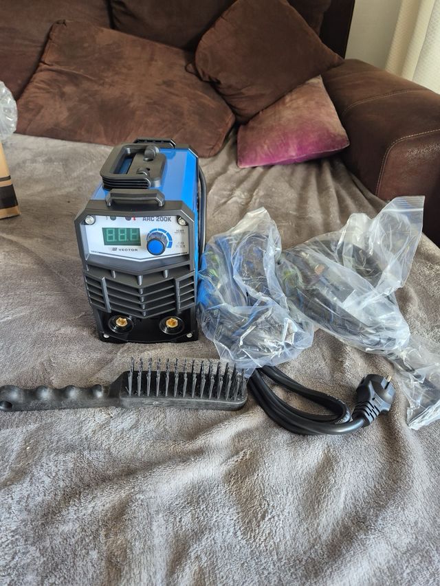 Soldadora ARC 200K + Mascara H600B