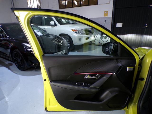 Peugeot e-208 GT ELECTRICO 50KWh 2024